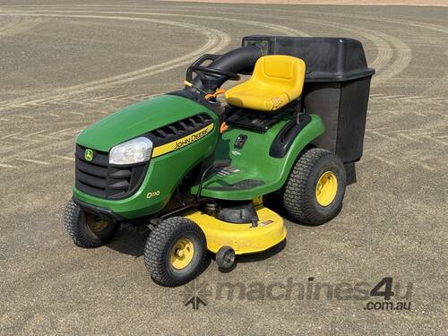 caption 2015 JOHN DEERE D110 RIDE-ON LAWN MOWER