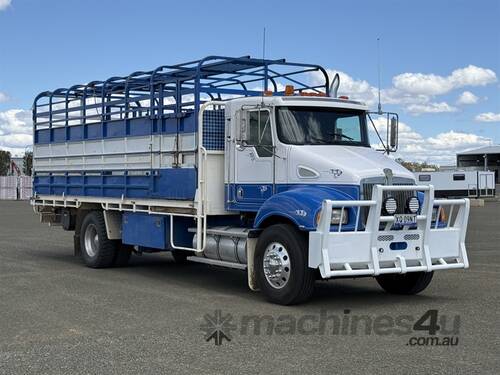 1999 KENWORTH T300 TRUCK