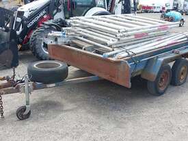 Home Made Tandem Axle - picture2' - Click to enlarge