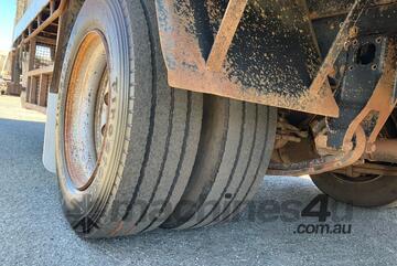 2013 Mitsubishi Fighter FM600 Curtainsider Day Cab