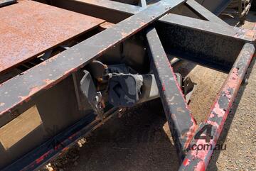 1997 Krueger ST-3-35 Tri Axle Skel Trailer