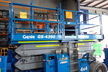 Genie 43ft Diesel Scissor Lift