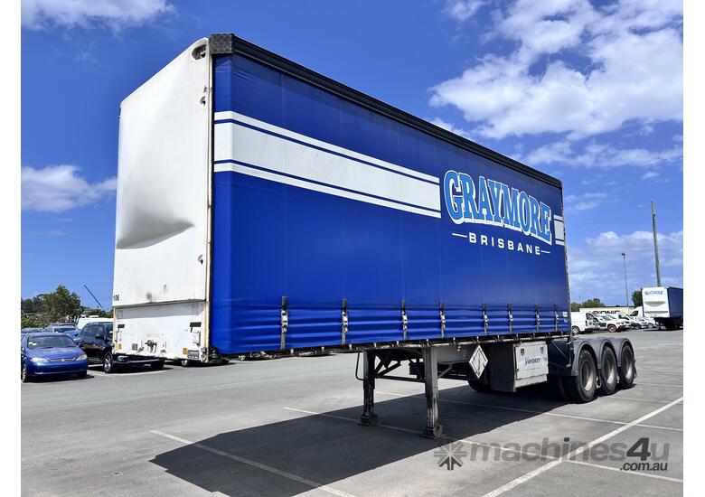 2012 Vawdrey VB S3 Tri-Axle Curtainsider