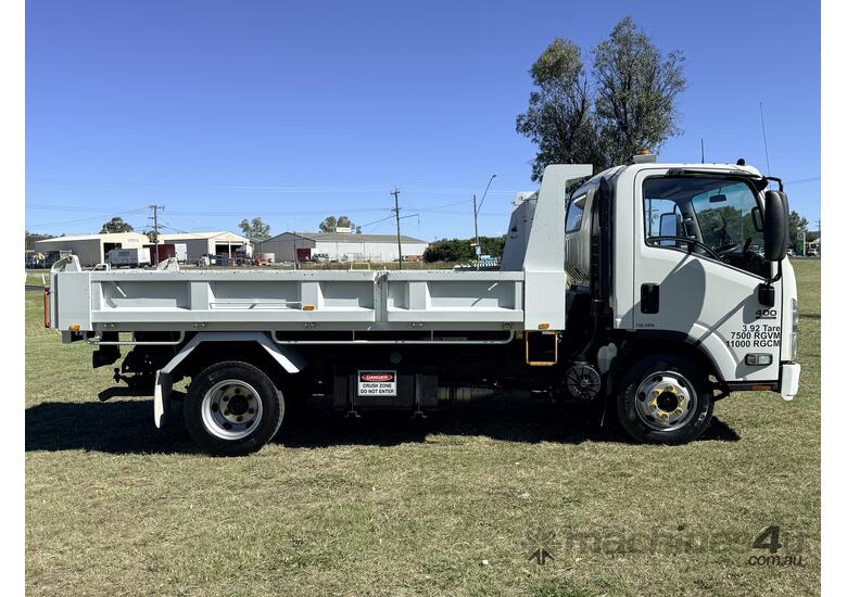 Isuzu NPR400 Medium Single Cab 4x2 Factory Steel PTO Tipper Truck. Ex Council.