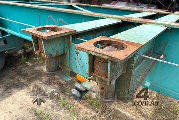 2004 Krueger ST-3-0D Tri Axle Skel Trailer