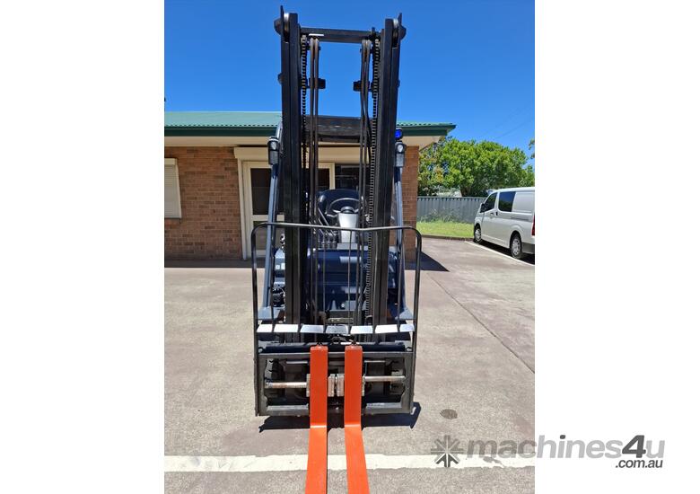 Wollongong Forklift: 2020 Toyota 1.8T LPG, 2-Stage Standard Mast, 3.7m Lift!