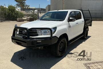 2017 Toyota Hilux SR 4x2 Hi-Rider Diesel