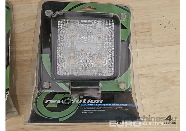 Revolution 750 Lumen Led Square Work Light (2 of) 