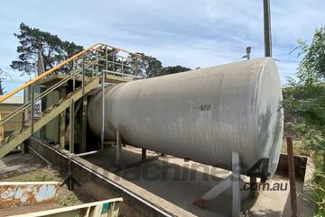 Bulk diesel tank, pump & hose assembly