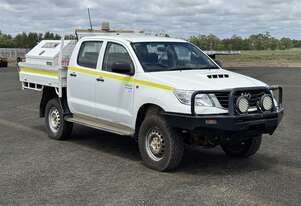 Toyota 2014   HILUX SR UTE