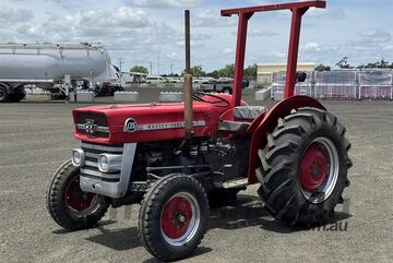 Massey Ferguson   135
