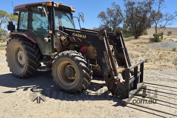Case IH   JXU105 Tractor