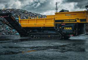 TANA Raven X550T industrial disc screen on tracks.