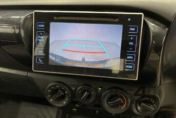 2017 Toyota Hilux SR 4x4 Dual Cab Utility (Diesel) (Auto) (Ex Defence)