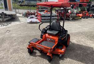 Kubota   Z122e aero turn mower