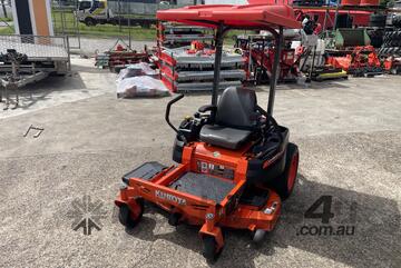 Kubota   Z122e aero turn mower