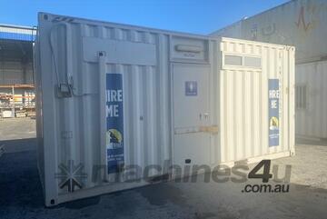 Royal Wolf   20ft Ablution