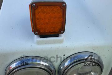 2018 Kenworth T610SAR Prime Mover & Tipper Set Combination