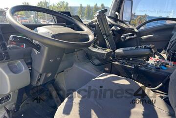 2018 Isuzu FSR 140-260 Street Sweeper (Dual Control)