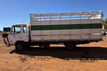 1990 Nissan CMF87 4x2 Stock Truck
