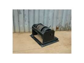 Thomas electric winch  - picture0' - Click to enlarge