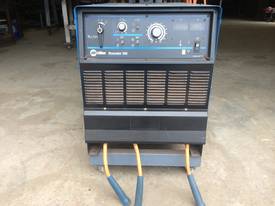 Miller Dimension 562 power source 2013 - picture0' - Click to enlarge