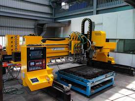 YAMADA FSC CNC PLATE CUTTER - picture1' - Click to enlarge