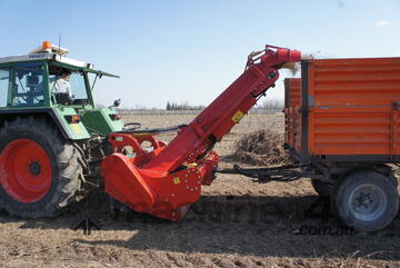 Seppi MIDIFORST drago discharge forestry mulcher with collection into trailer