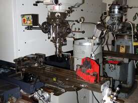 Vertical Turret Milling Machine 240v - picture1' - Click to enlarge