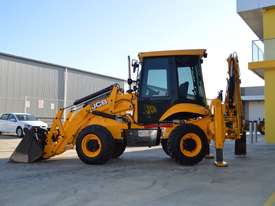 2013 JCB 2CX - low hours, buckets - picture2' - Click to enlarge