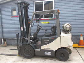 Crown 2.5 ton Container Mast Used Forklift - picture0' - Click to enlarge