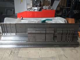 Speed Bend 5 Axis CNC 4100 x 175 Ton - picture2' - Click to enlarge