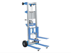 Genie Lift 10 - NSW Genie Distributor - picture0' - Click to enlarge