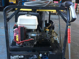 Karcher HDS Hot Wash Pressure Washer Honda Petrol Refurbished Unit - picture2' - Click to enlarge