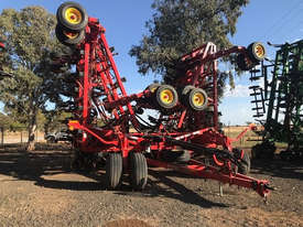 Bourgault 3320 PHD Air Seeder Seeding/Planting Equip - picture0' - Click to enlarge