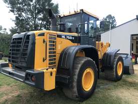 2013 HL760-9 HYUNDAI 18T Wheel Loader 4in1,  Similar Size to Cat 950K - Cat 950GC - picture2' - Click to enlarge