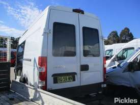 2012 Iveco Daily - picture2' - Click to enlarge