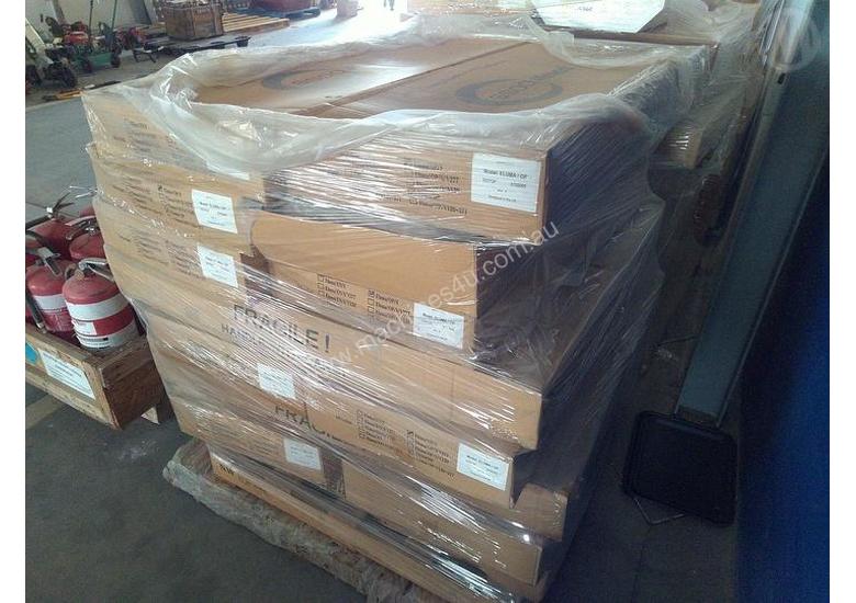 caption Power Boss 16X Eluma Light Fittings