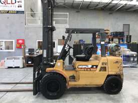 CAT 4.0T Forklift - picture0' - Click to enlarge
