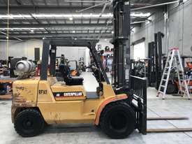 CAT 4.0T Forklift - picture2' - Click to enlarge