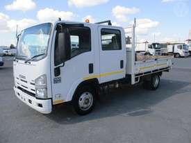 Isuzu NNR200 - picture2' - Click to enlarge