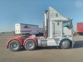 Kenworth K104 - picture0' - Click to enlarge