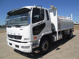 Mitsubishi FM 10.0 Fighter Water truck Truck - picture1' - Click to enlarge