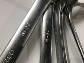 Urrea Combination Spanner Set 9 Piece Set Hand Wrench 15mm, 17mm, 19mm, 20mm, 21mm, 25mm. 27mm, 29mm - picture2' - Click to enlarge