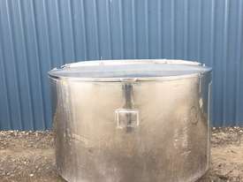 1,350ltr Jacketed Stainless Steel Tank, Milk Vat - picture0' - Click to enlarge