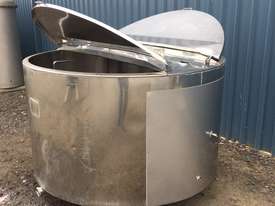 1,350ltr Jacketed Stainless Steel Tank, Milk Vat - picture1' - Click to enlarge