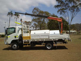 Isuzu NPS300 Service Body Truck - picture2' - Click to enlarge