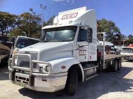 2003 Freightliner Century Class FLX C112 - picture2' - Click to enlarge