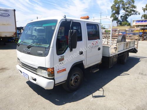 2005 Isuzu N3 NQR Crew Cab Flat Bed Beaver Tail Truck