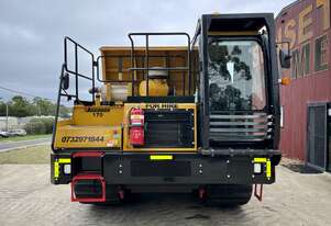 Rubber Tracked Dumper for Hire Morooka MST3000VD, All Terrain 15T, Dump Truck